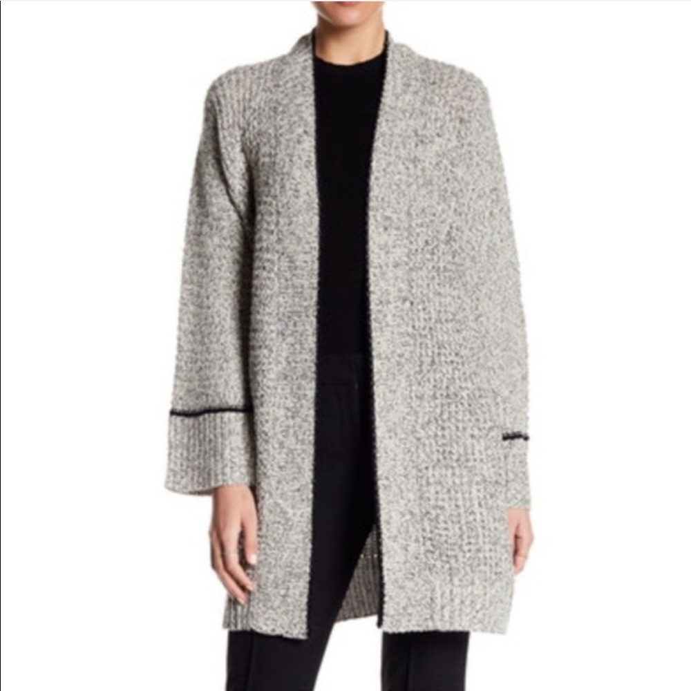 NEW Modern Designer Over sized Knit Cardigan D1 - Picture 2 of 5